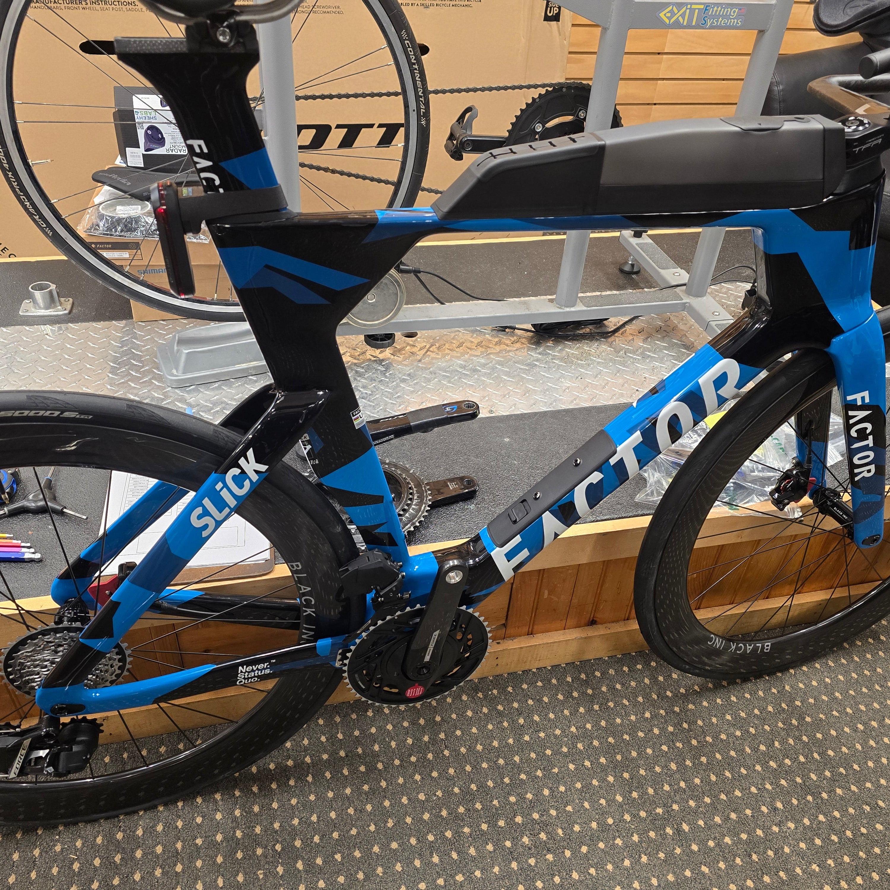 Factor
Slick 2023+
Radar mount
Garmin Varia RearVue 820
Garmin Varia RTL515
Wahoo Trackr
Magene L508
Bryton Gardia
Cycplus L7
iGPSport SR mini and SR30