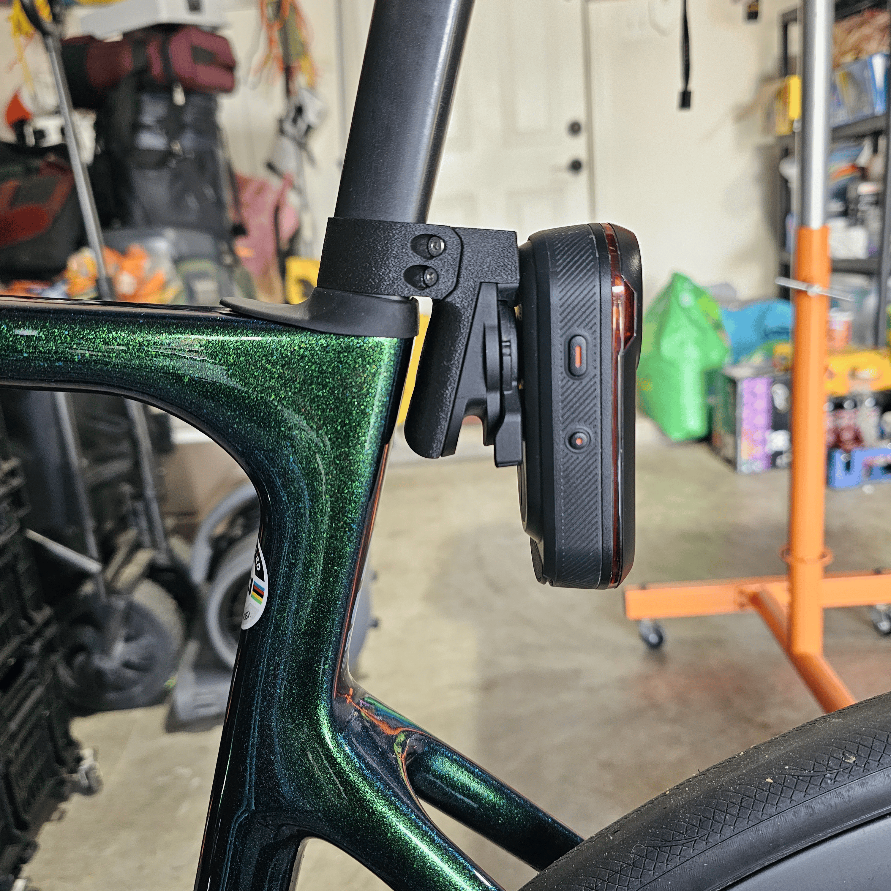 Cervelo
SP24 post
R5
Caladonia-5
Radar mount
Garmin Varia RCT715 with camera