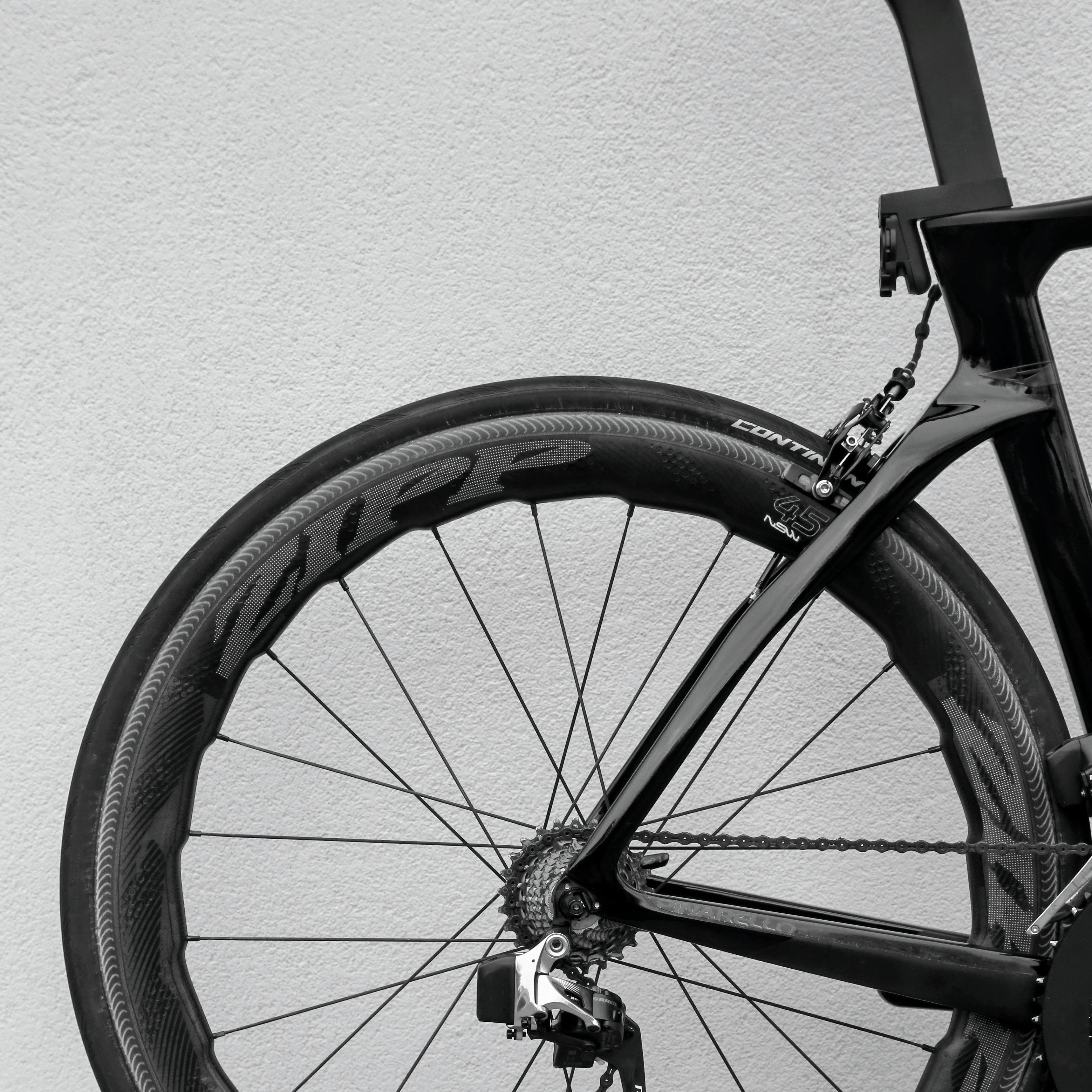 Pinarello
Dogma F F8 F10 F12
Radar mount
Garmin Varia RCT715 with camera