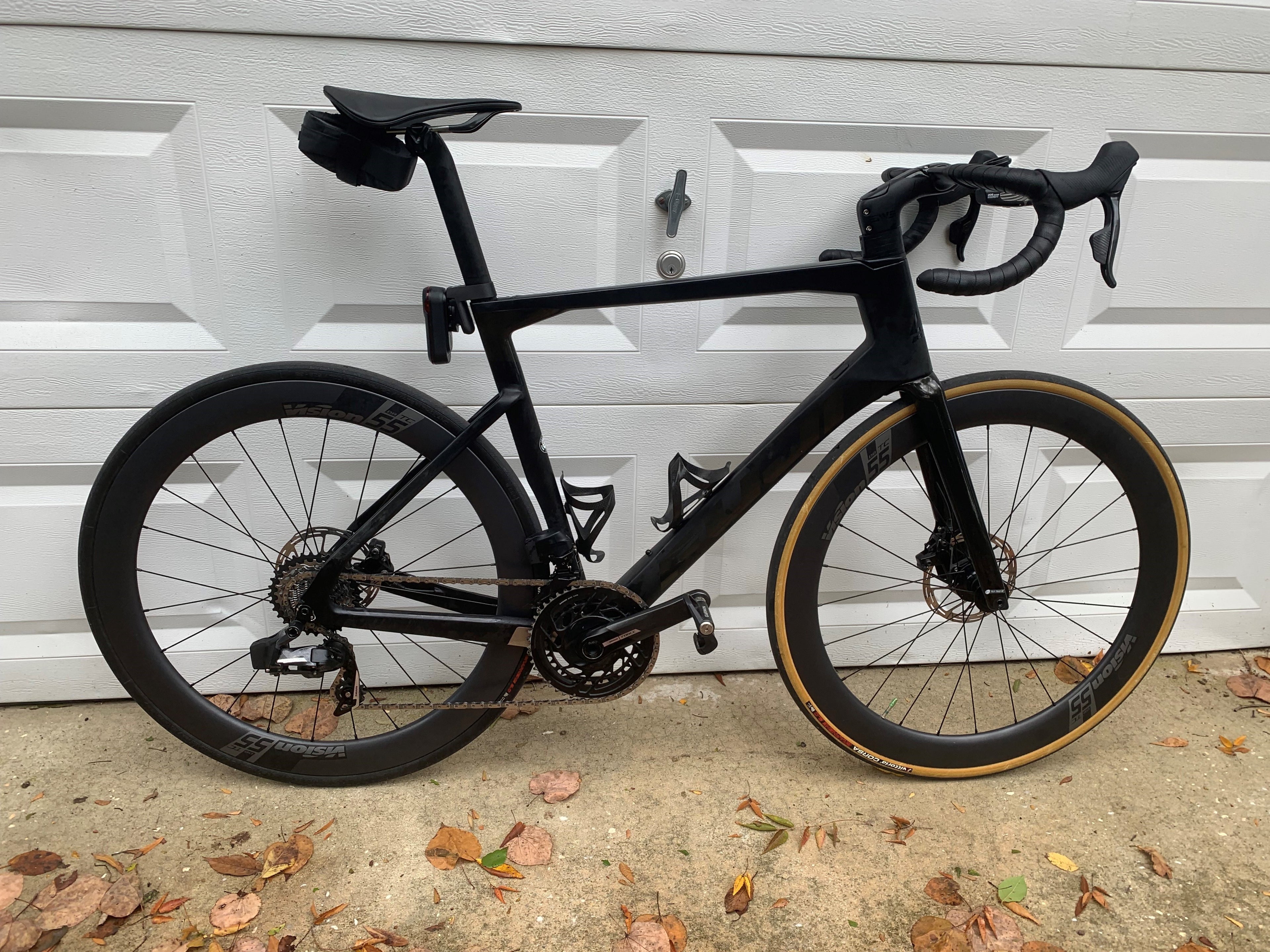 Fuji
Transonic
Radar mount
Garmin Varia RTL715 with camera