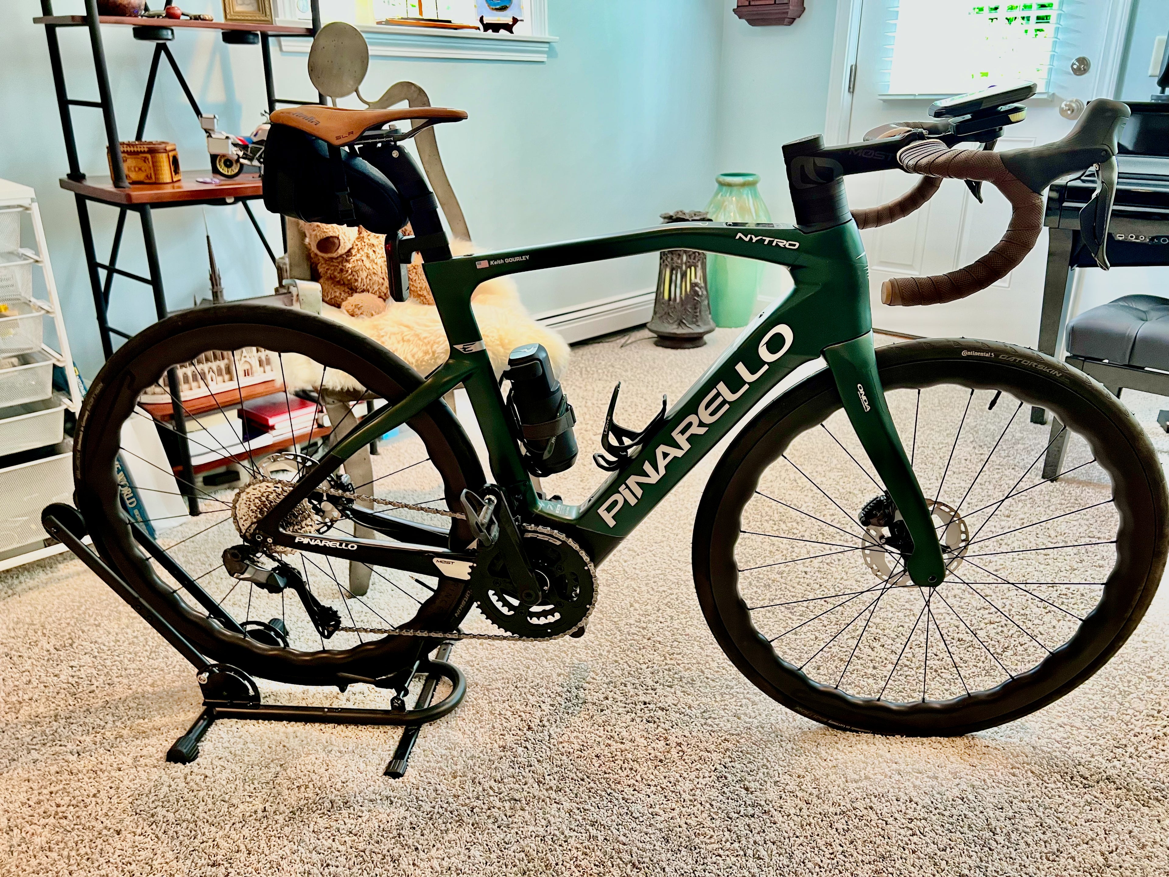 Pinarello
N4 9L
Dogma X
Crossista F F9 F7
X5 X7 X9
Nytro Road
Dogma F
F5 F7
customer image