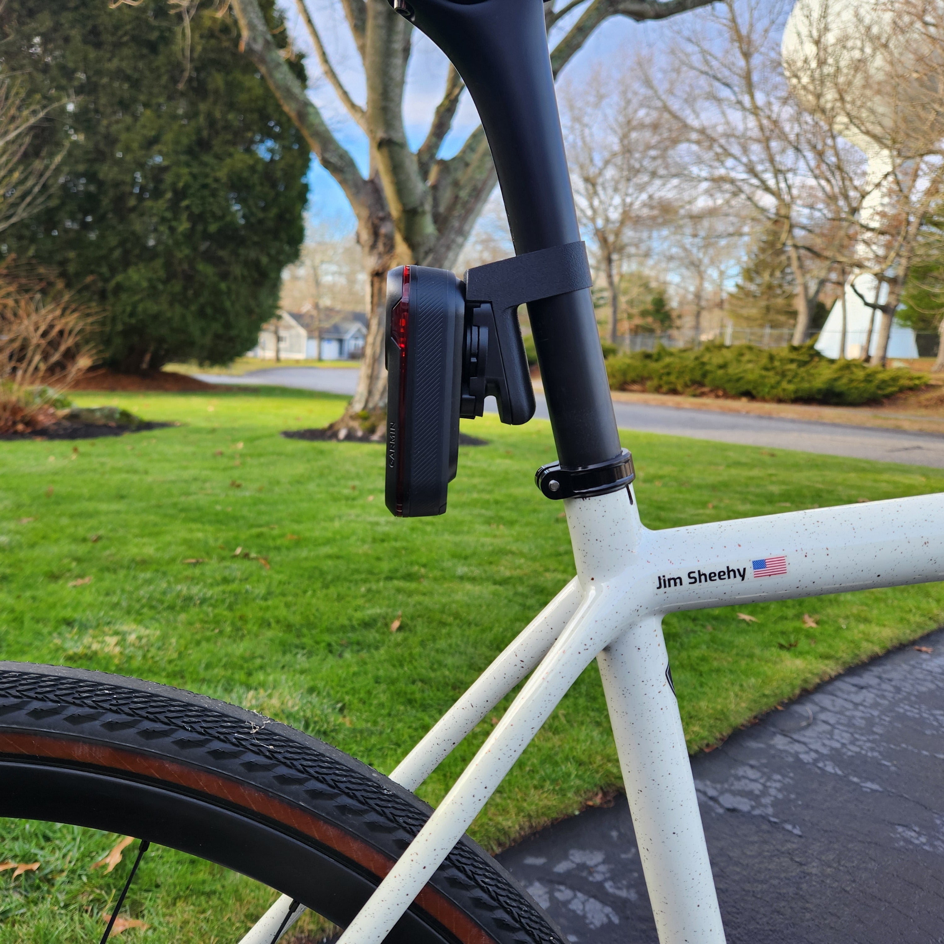 Garmin RCT715 Radar on 27.2mm post
Low clearance